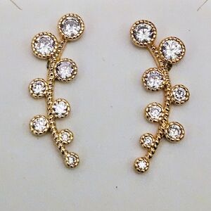 New Gold Sparkling Crystal Ear Crawler Earrings